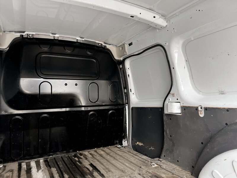 Used Renault Kangoo 2021 for sale - 77024000: Photo 28