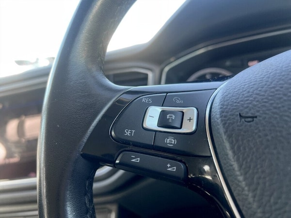 Used Volkswagen T-Roc 2019 for sale - 76023455: Photo 29