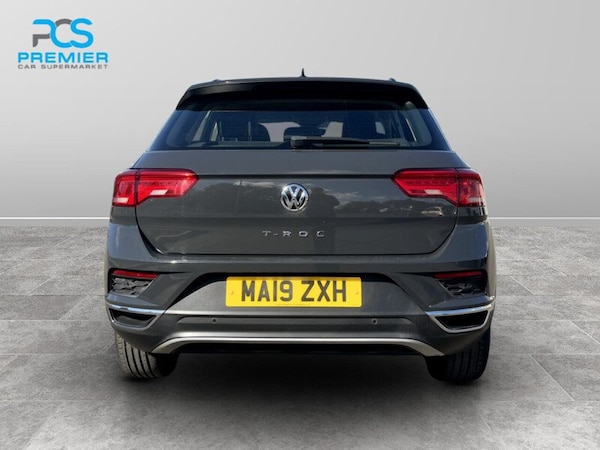 Used Volkswagen T-Roc 2019 for sale - 76023455: Photo 4