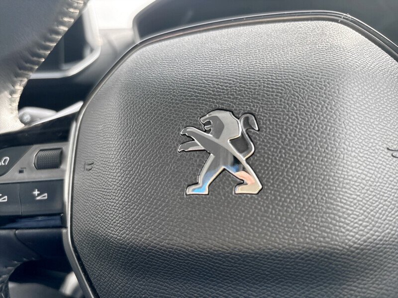 Used Peugeot E-2008 2021 for sale - 77983470: Photo 30