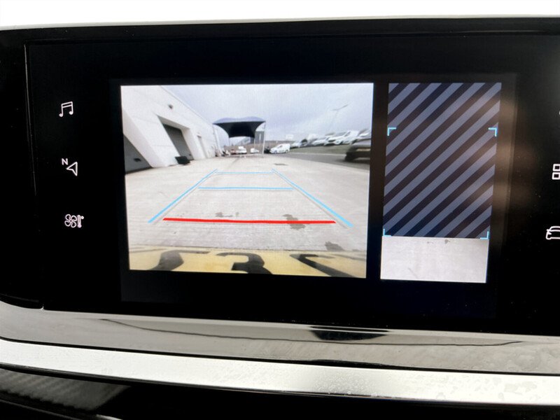 Used Peugeot 208 2023 for sale - 76598409: Photo 38