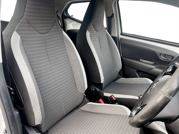Used Toyota AYGO 2019 for sale - 76102093: Photo 9