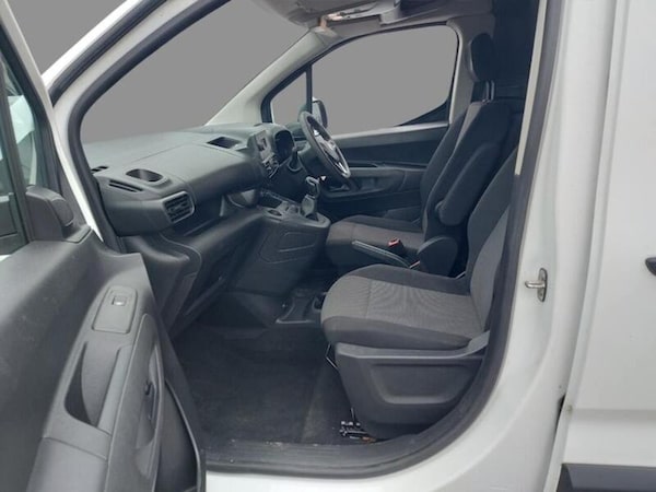 Used Vauxhall Combo 2020 for sale - 76262540: Photo 3