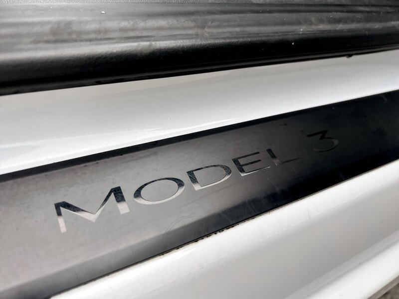 Used Tesla Model 3 2021 for sale - 76148322: Photo 18