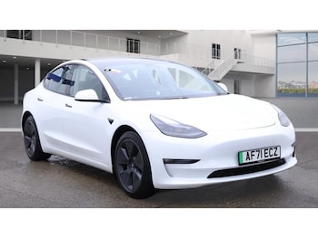 2021 - Long Range AWD 4dr Auto