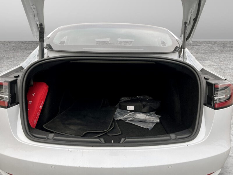 Used Tesla Model 3 2021 for sale - 76148322: Photo 22