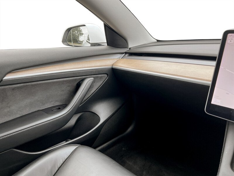 Used Tesla Model 3 2021 for sale - 76148322: Photo 33