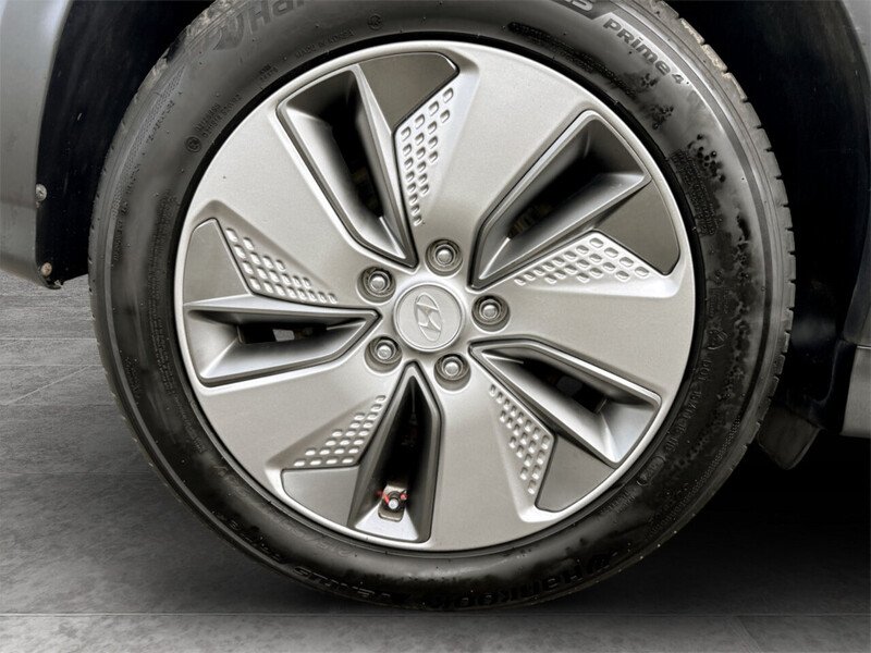 Used Hyundai KONA 2020 for sale - 77983460: Photo 11