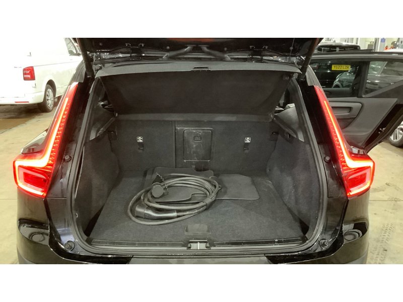 Used Volvo XC40 2023 for sale - 78187717: Photo 7