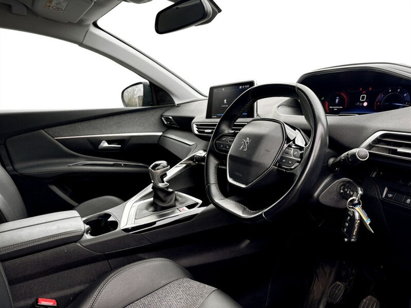 Used Peugeot 3008 2019 for sale - 77704135: Photo 26