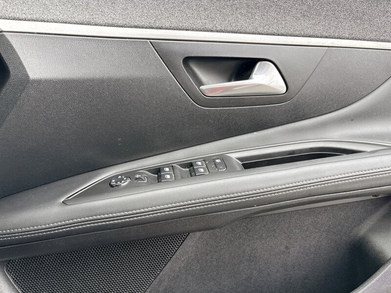 Used Peugeot 3008 2019 for sale - 77704135: Photo 38