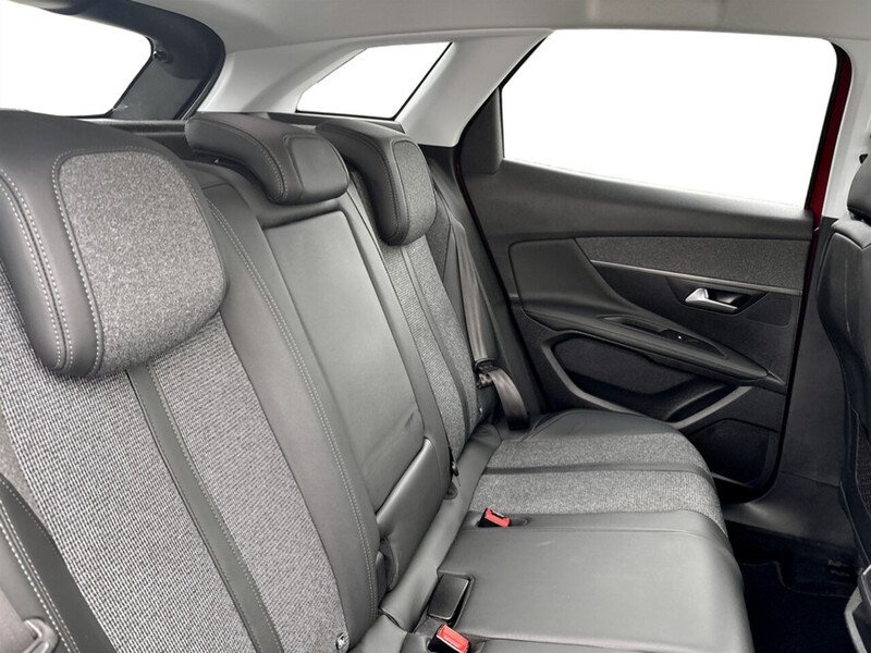 Used Peugeot 3008 2019 for sale - 77704135: Photo 39