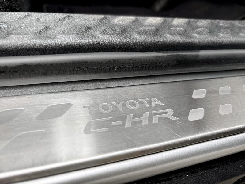 Used Toyota C-HR 2022 for sale - 78054263: Photo 18
