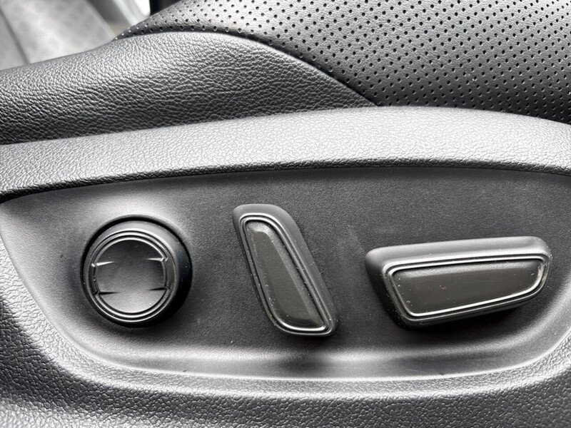 Used Toyota C-HR 2022 for sale - 78054263: Photo 34