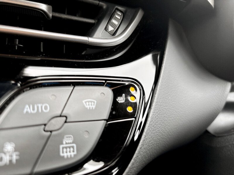 Used Toyota C-HR 2022 for sale - 78054263: Photo 42