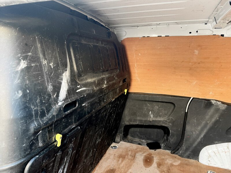 Used Peugeot Partner 2020 for sale - 76705620: Photo 18