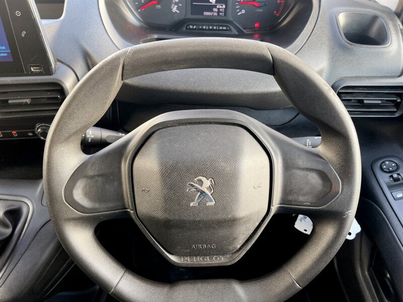 Used Peugeot Partner 2020 for sale - 76705620: Photo 31