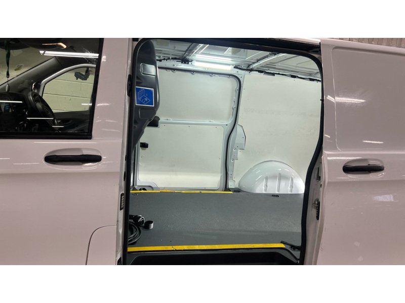 Used Mercedes-Benz Vito 2023 for sale - 76148356: Photo 11