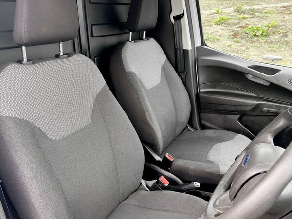 Used Ford Transit Courier 2020 for sale - 76141952: Photo 10