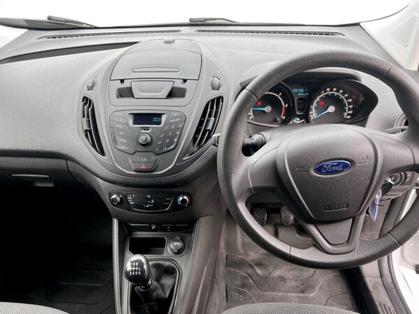Used Ford Transit Courier 2020 for sale - 76141952: Photo 9