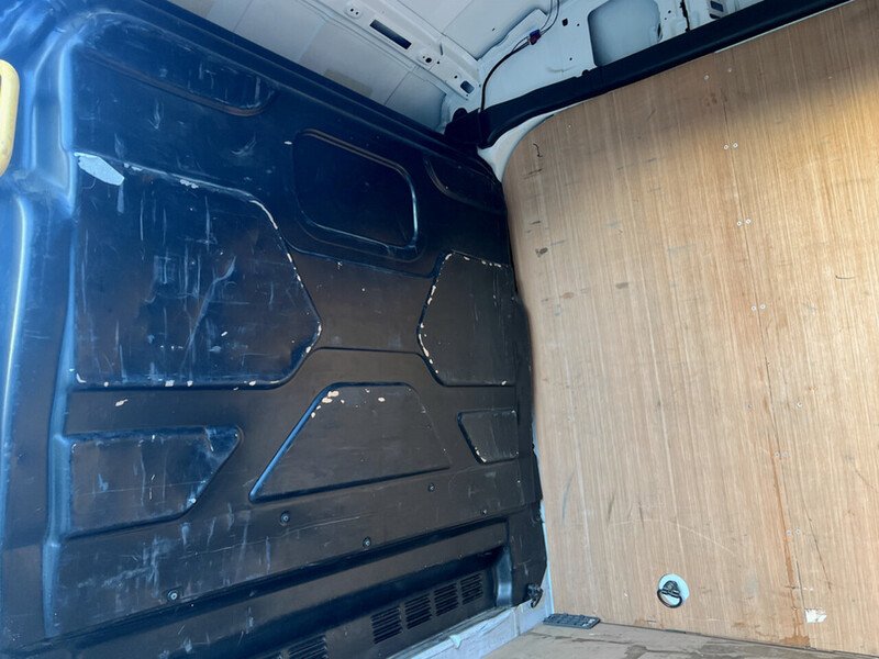 Used Ford Transit 2023 for sale - 76430528: Photo 19