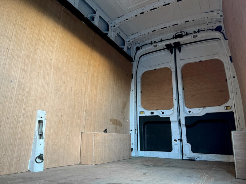 Used Ford Transit 2023 for sale - 76430528: Photo 20