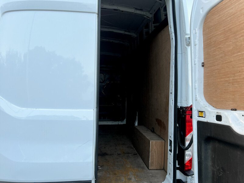 Used Ford Transit 2023 for sale - 76430528: Photo 25