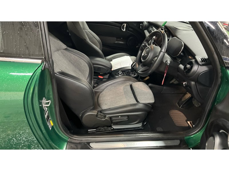 Used MINI Hatch 2021 for sale - 77328734: Photo 4