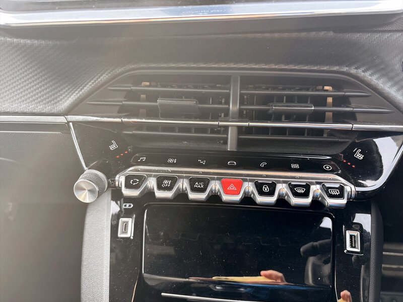 Used Peugeot E-208 2021 for sale - 77983454: Photo 39