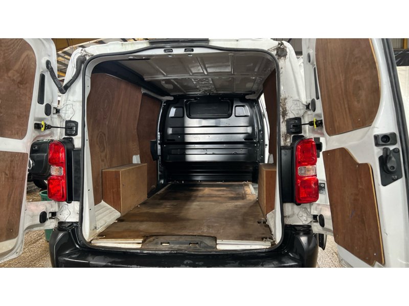 Used Vauxhall Vivaro 2021 for sale - 77172797: Photo 7