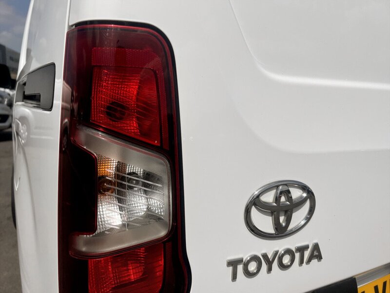 Used Toyota ProAce 2021 for sale - 76437101: Photo 28
