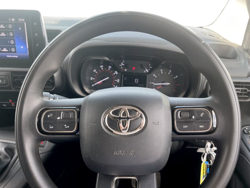 Used Toyota ProAce 2021 for sale - 76437101: Photo 32