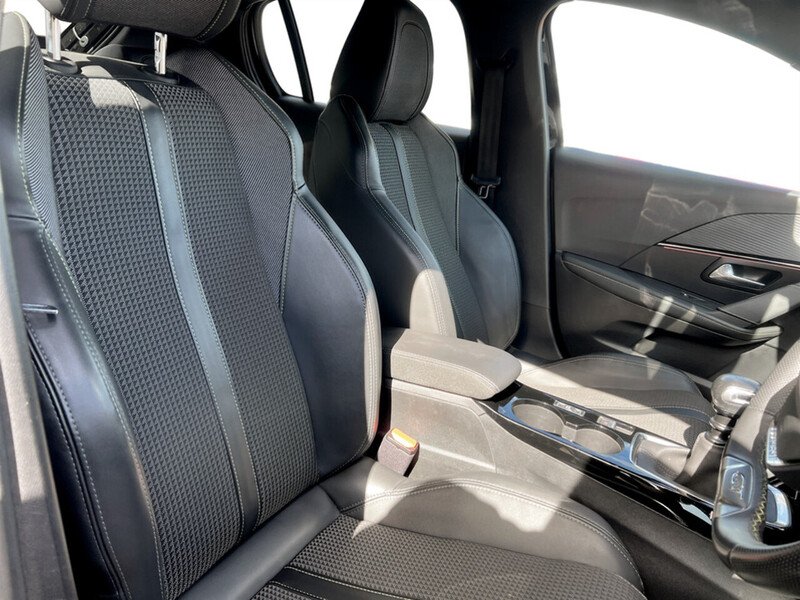 Used Peugeot 208 2023 for sale - 76280472: Photo 9