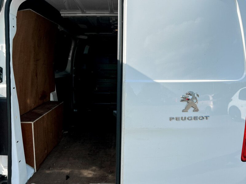Used Peugeot Expert 2021 for sale - 76069230: Photo 26