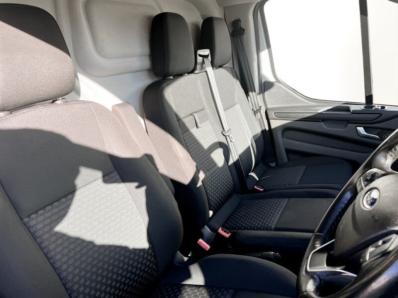 Used Ford Transit Custom 2019 for sale - 76705623: Photo 10
