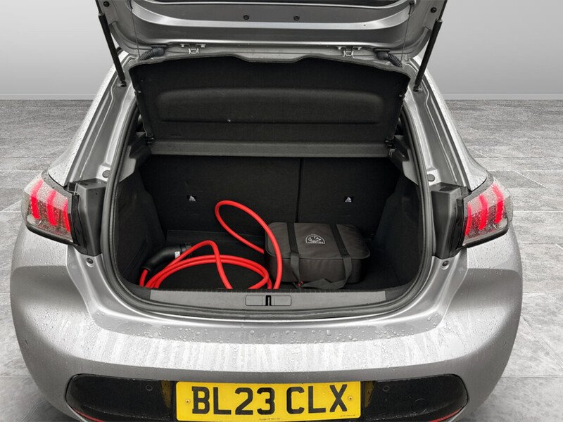 Used Peugeot E-208 2023 for sale - 77501072: Photo 23