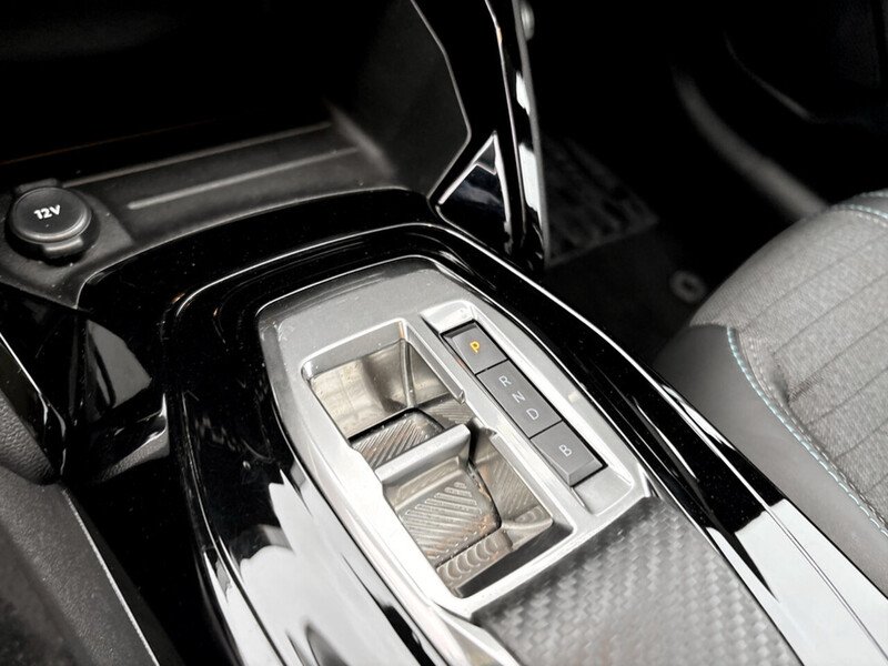 Used Peugeot E-208 2023 for sale - 77501072: Photo 41