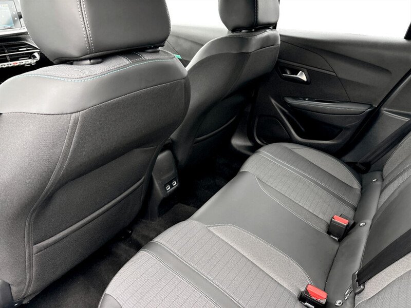 Used Peugeot E-208 2023 for sale - 77501072: Photo 44