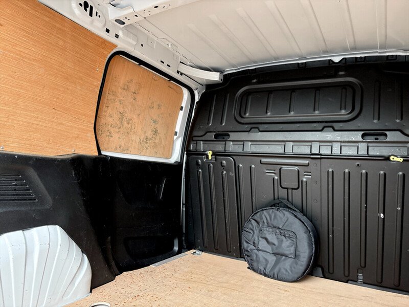 Used Peugeot Partner 2023 for sale - 78163203: Photo 28