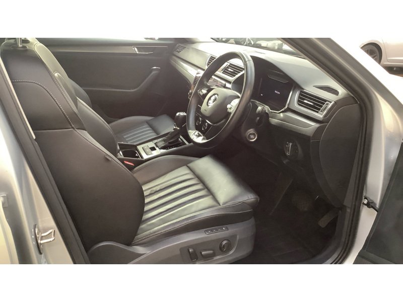 Used Skoda Superb 2021 for sale - 76450341: Photo 4