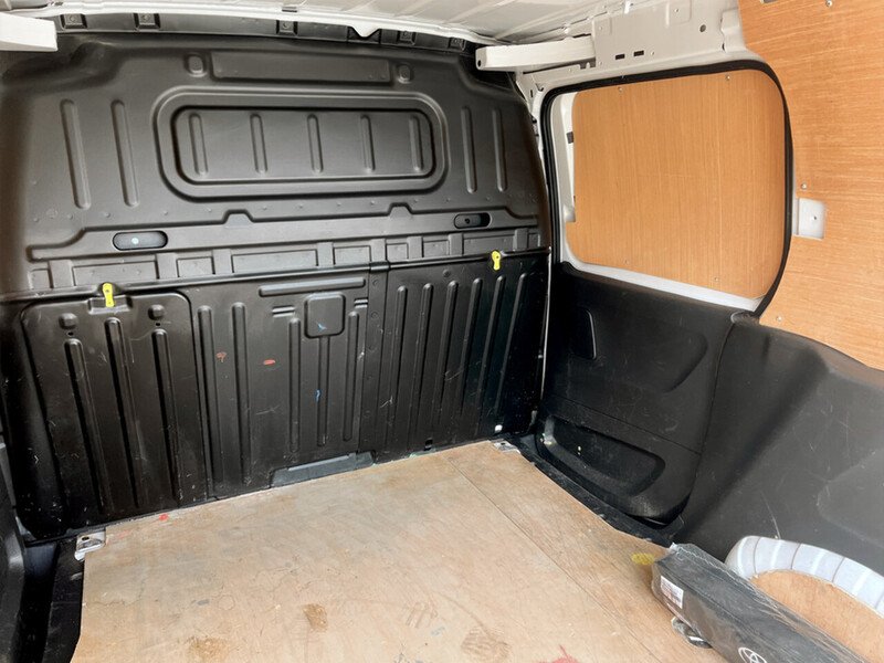 Vehicle 29