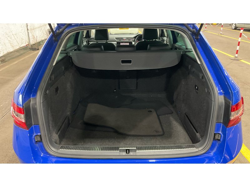 Used Skoda Superb 2021 for sale - 76417962: Photo 7