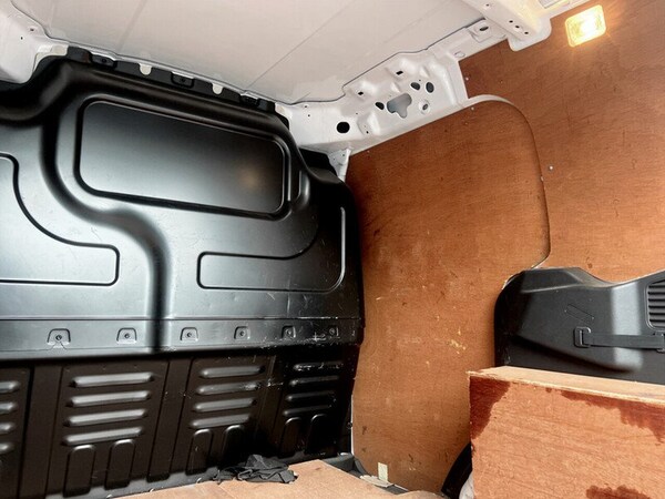 Used Ford Transit Courier 2022 for sale - 76133054: Photo 26