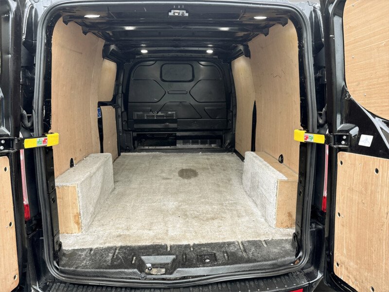 Used Ford Transit Custom 2021 for sale - 77558340: Photo 25