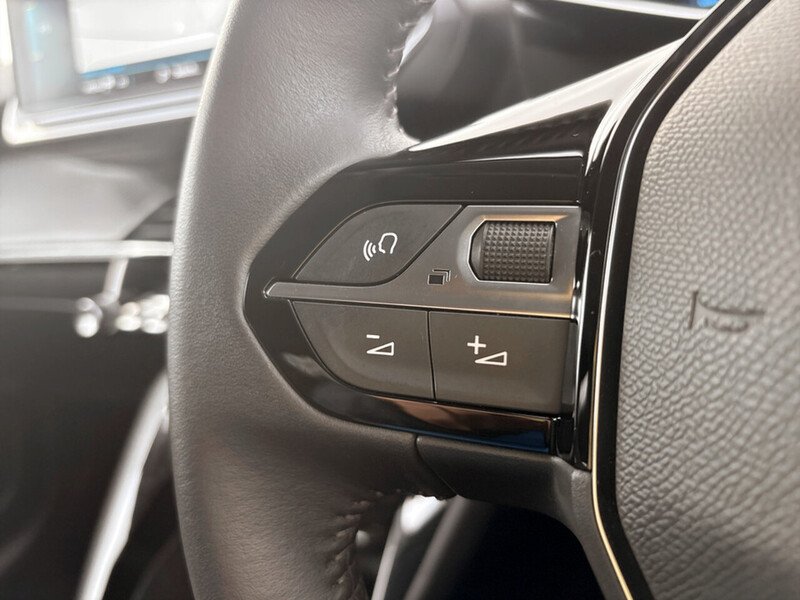 Used Peugeot E-208 2022 for sale - 77422958: Photo 30