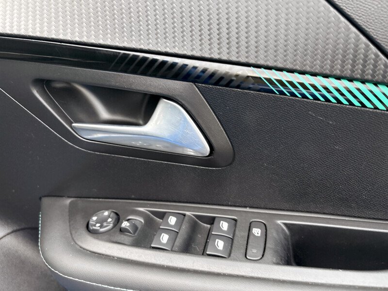 Used Peugeot E-208 2022 for sale - 77422958: Photo 41