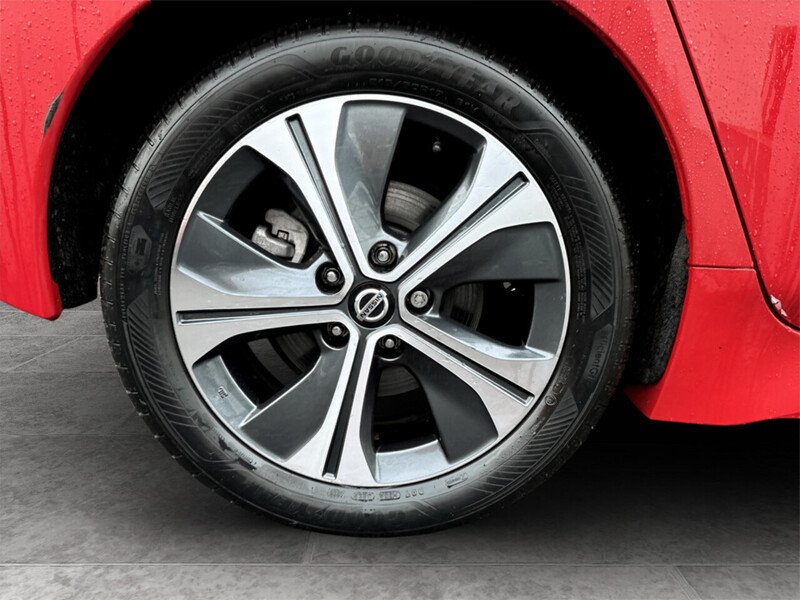 Used Nissan Leaf 2020 for sale - 77303121: Photo 10