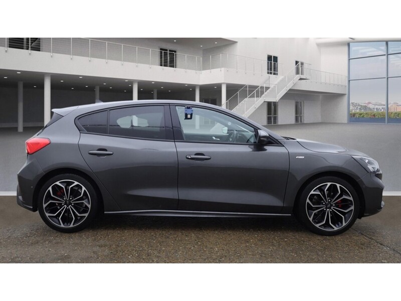 Used Ford Focus 2021 for sale - 77059730: Photo 3