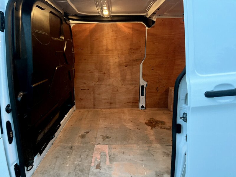 Used Ford Transit Custom 2022 for sale - 76686811: Photo 17