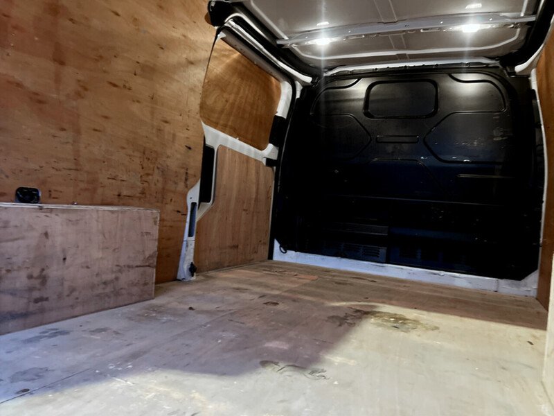 Used Ford Transit Custom 2022 for sale - 76686811: Photo 26